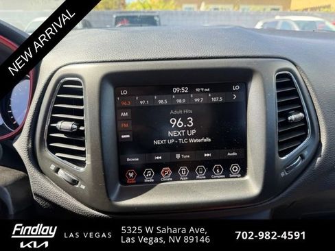 Used 2019 Jeep Compass Trailhawk AWD/4WD image 7