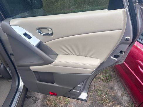 Used 2009 Nissan Murano SL w/ Technology Pkg FWD image 16