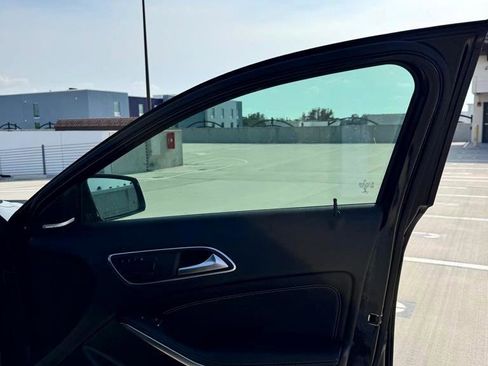 Used 2015 Mercedes-Benz GLA 250 image 22