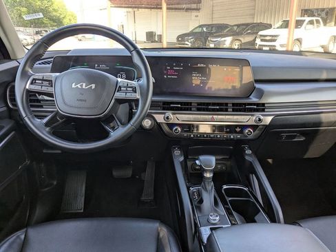 Used 2025 Kia Telluride S FWD image 26