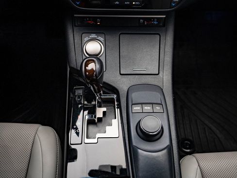 Used 2015 Lexus ES 350 image 37