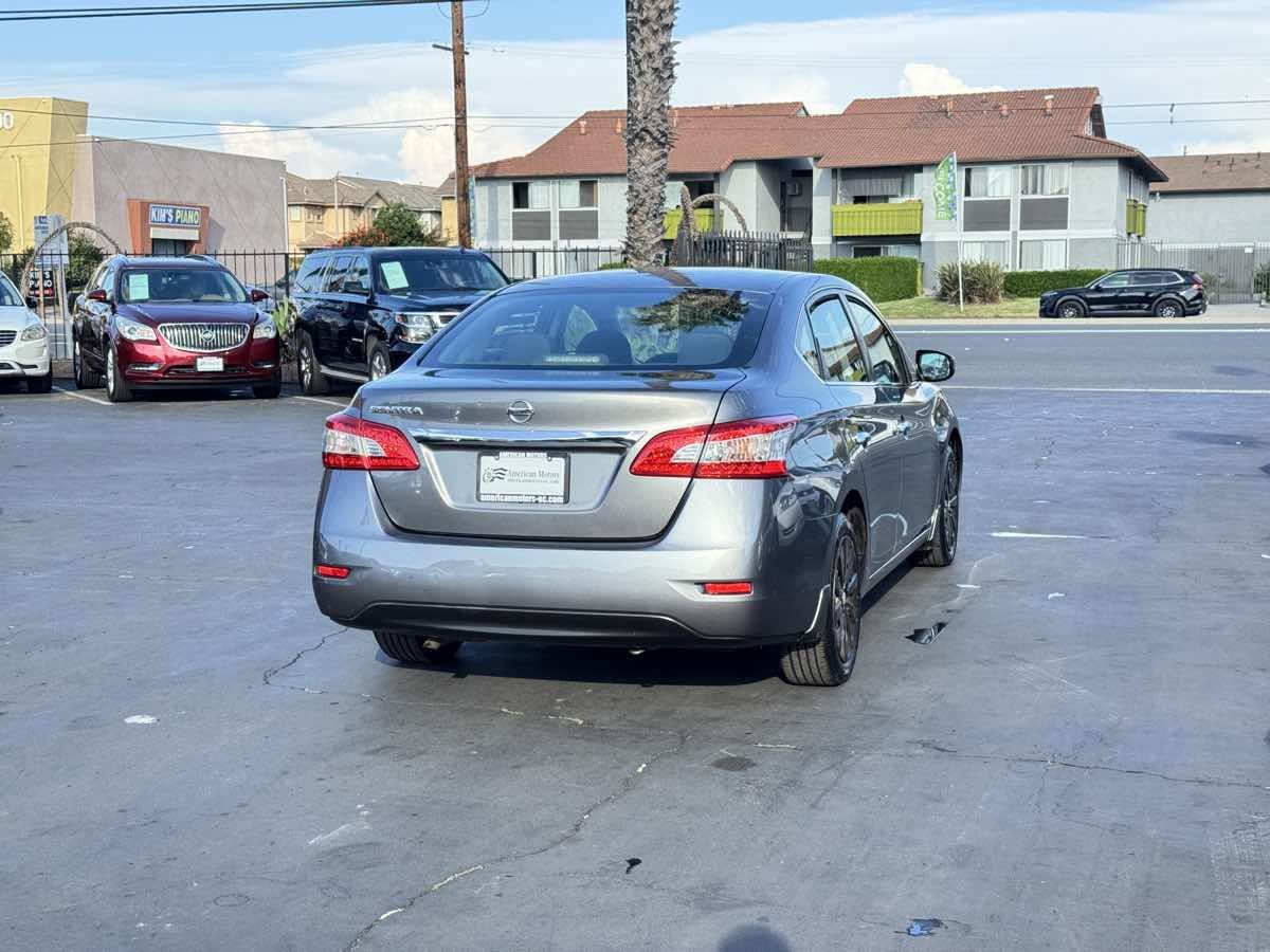 Used 2015 Nissan Sentra S FWD image 5