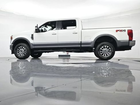 Certified 2022 Ford F250 Lariat w/ Lariat Value Package AWD/4WD image 39