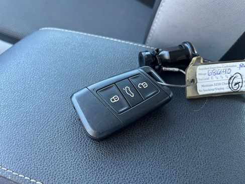 Used 2024 Volkswagen Taos S image 21