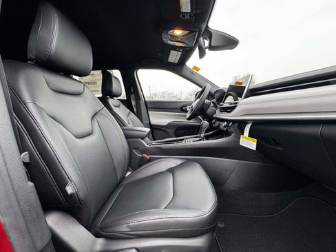 New 2026 Jeep Compass Limited AWD/4WD image 15