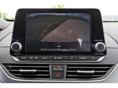 Certified 2025 Nissan Altima 2.5 SR FWD image 25