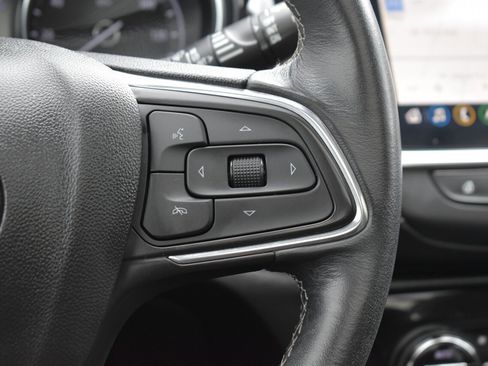 Used 2021 Buick Encore GX Select w/ Advanced Technology Package FWD image 16
