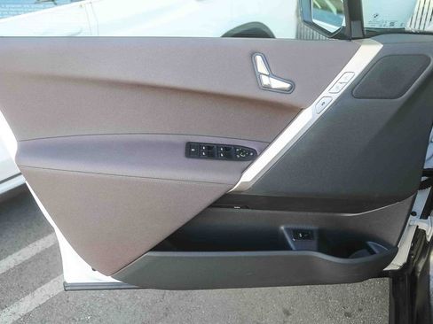 Certified 2024 BMW iX xDrive50 AWD/4WD image 17