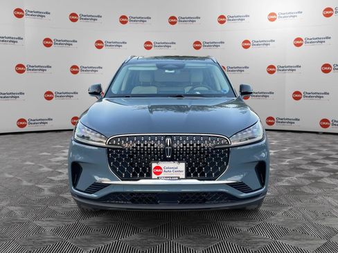 New 2026 Lincoln Aviator AWD image 8