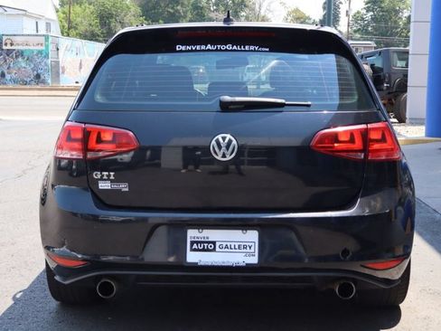 Used 2017 Volkswagen GTI SE FWD image 4