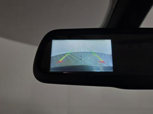 Used 2019 Dodge Journey SE w/ Premium Group image 14