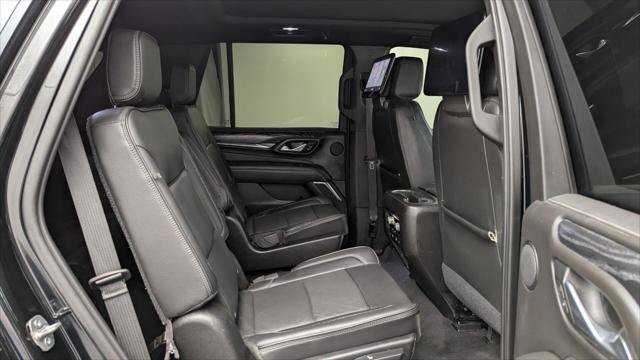 Used 2021 GMC Yukon Denali w/ Denali Premium Package RWD image 18