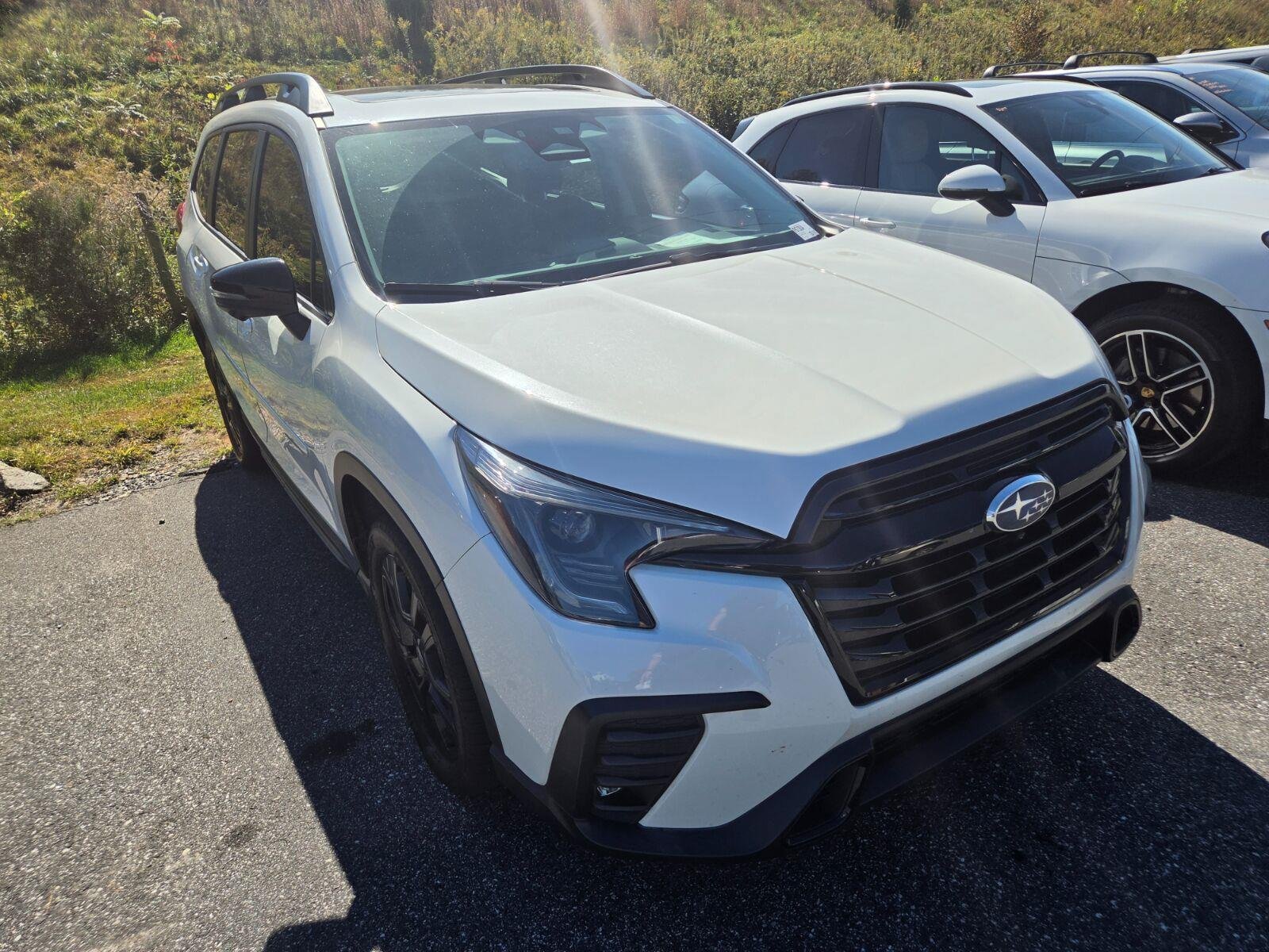 Used 2023 Subaru Ascent Onyx Edition Limited AWD/4WD image 3
