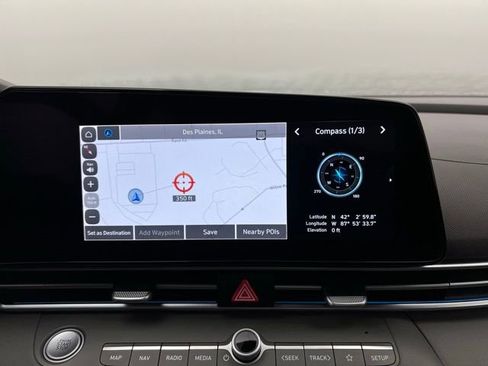 Used 2024 Hyundai Elantra SEL image 14