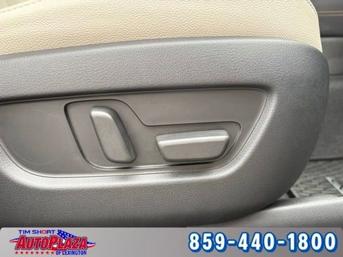 Used 2025 MAZDA CX-90 Plug-In Hybrid w/Premium Sport image 32