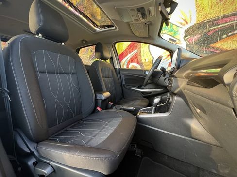 Used 2019 Ford EcoSport SE image 33