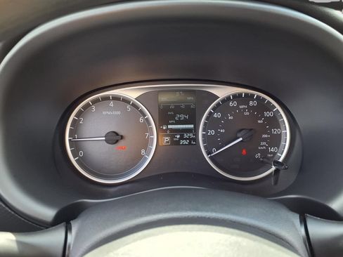 Used 2025 Nissan Kicks Play S FWD image 17