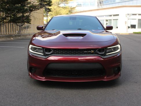 Used 2020 Dodge Charger Scat Pack w/ Dynamics Package RWD image 3