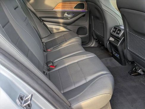 Used 2025 Mercedes-Benz GLE 450 4MATIC image 21