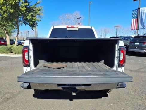 Used 2017 GMC Sierra 1500 SLT w/ SLT Premium Package image 10