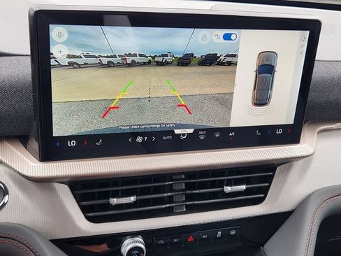 New 2026 Ford Explorer Active RWD image 18