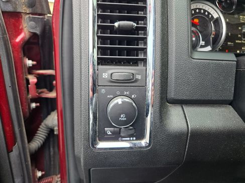 Used 2018 RAM 2500 Laramie AWD/4WD image 17