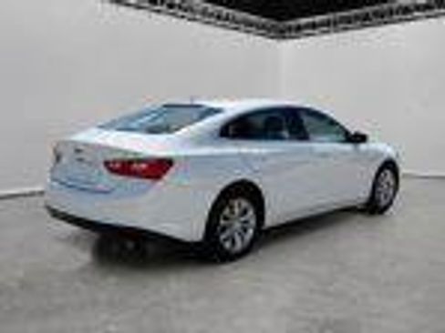 Used 2023 Chevrolet Malibu LT FWD image 17