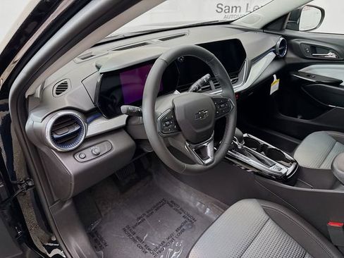 New 2026 Chevrolet Trax LT FWD image 11