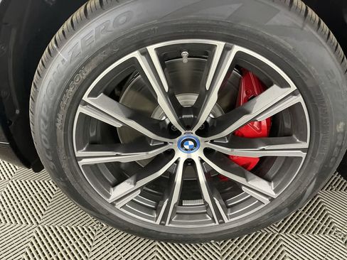 Certified 2024 BMW X5 xDrive50e w/ M Sport Package image 8