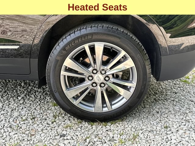 Used 2024 Cadillac XT5 Premium Luxury w/ LPO, Floor Liner Package AWD/4WD image 9