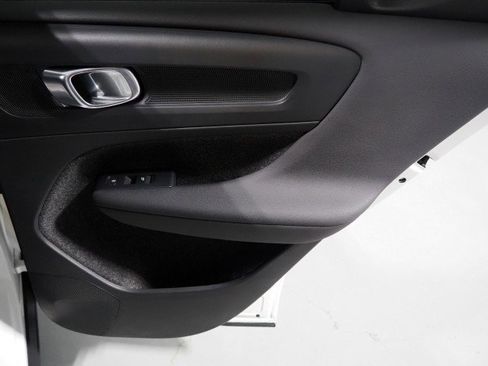 Used 2024 Volvo XC40 B5 Plus w/ Climate Package AWD/4WD image 60