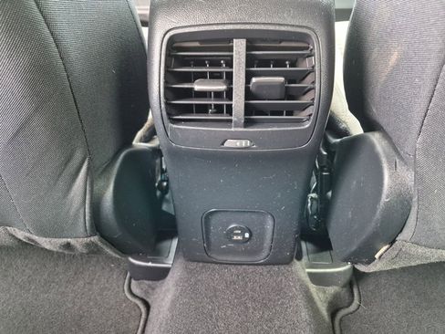 Used 2020 Ford Escape SE image 26