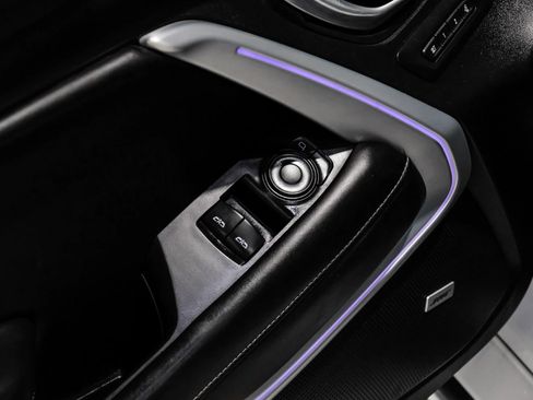 Used 2018 Chevrolet Camaro SS RWD image 42