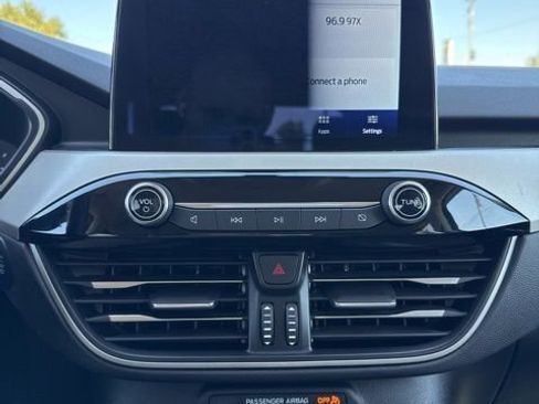 Used 2022 Ford Escape SE w/ Convenience Package image 17