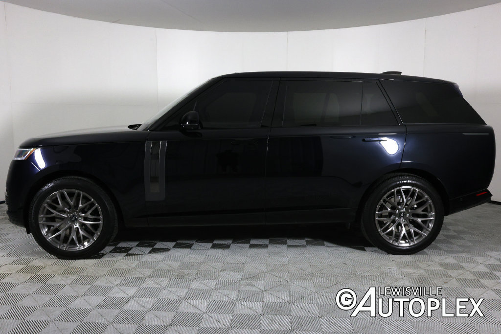 Used 2023 Land Rover Range Rover SV AWD/4WD image 8
