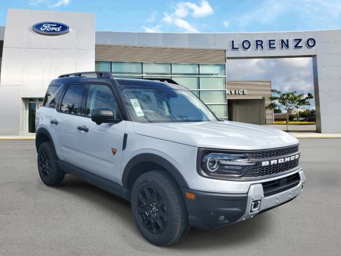 New 2026 Ford Bronco Sport Badlands AWD/4WD image 3