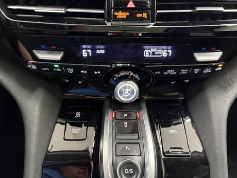 Used 2023 Acura MDX FWD image 17