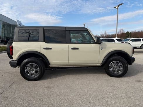 Used 2025 Ford Bronco Big Bend image 8