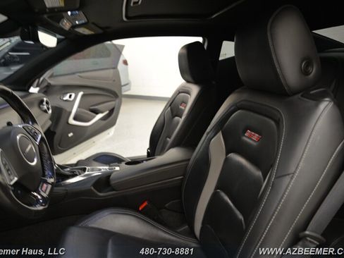 Used 2019 Chevrolet Camaro SS image 14