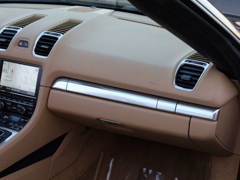 Used 2014 Porsche Boxster S image 43