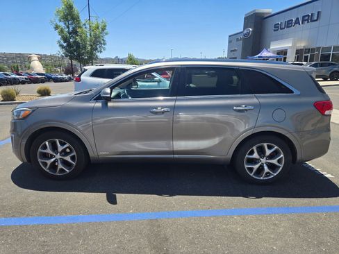 Used 2017 Kia Sorento SX AWD/4WD image 3