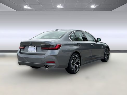 New 2026 BMW 330i Sedan w/ Convenience Package RWD image 9