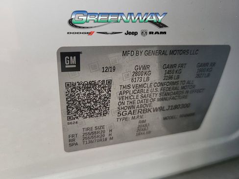 Used 2020 Buick Enclave Essence w/ LPO, Floor Liner Package FWD image 30
