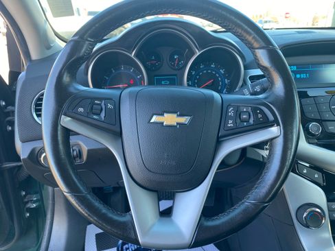 Used 2014 Chevrolet Cruze LT image 11