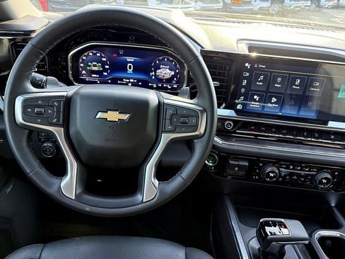 Used 2024 Chevrolet Silverado 1500 LTZ w/ Technology Package image 16