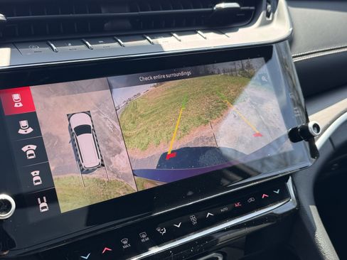 New 2026 Jeep Grand Cherokee L Limited AWD/4WD image 18