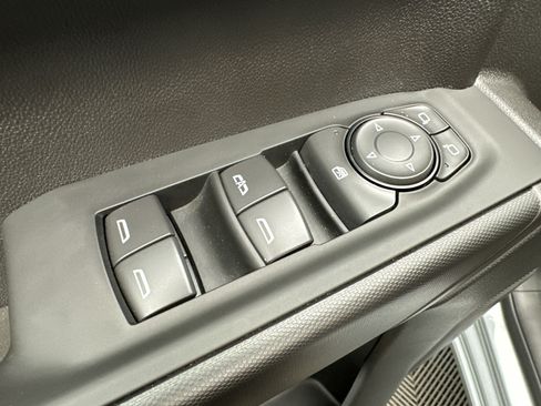 Certified 2026 Chevrolet Silverado 1500 Custom AWD/4WD image 25
