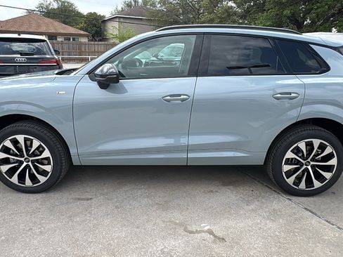 New 2026 Audi Q3 quattro 2.0T image 4