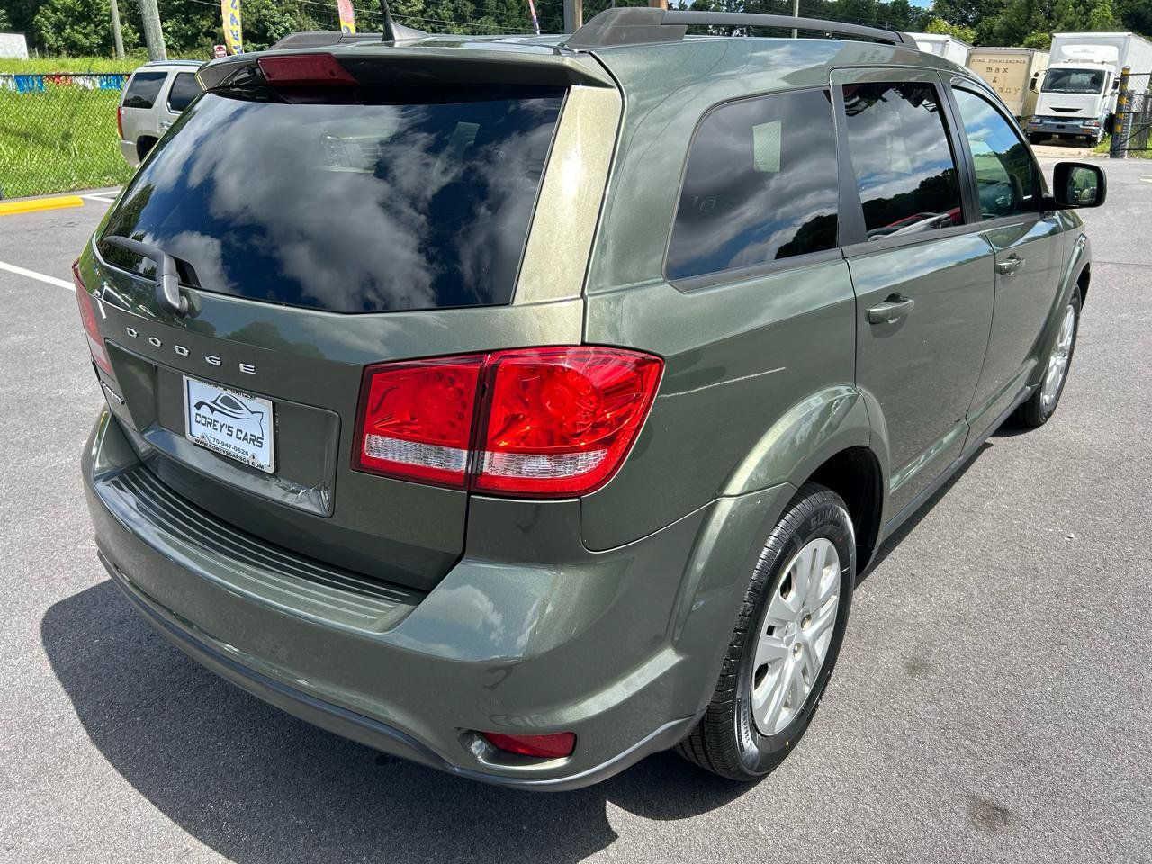 Used 2019 Dodge Journey SE w/ Connectivity Group FWD image 5