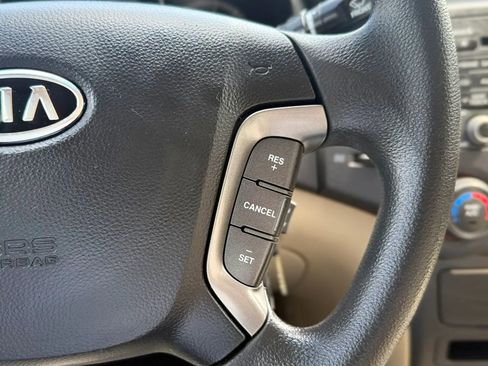 Used 2009 Kia Optima LX FWD image 14